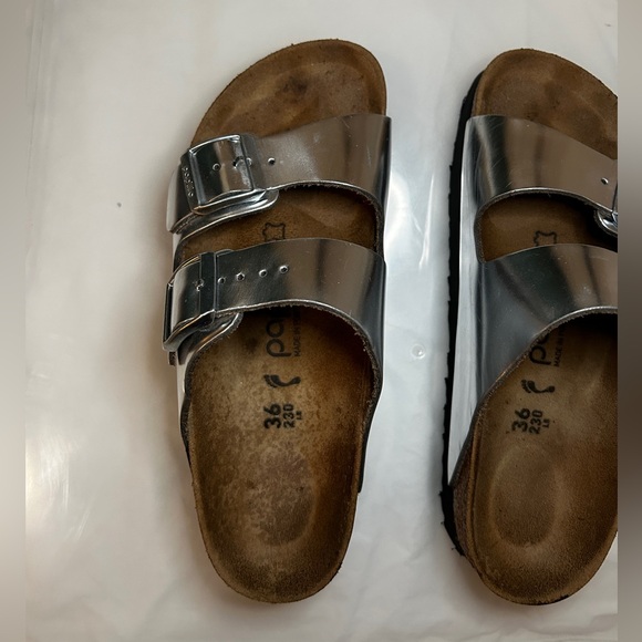 Chrome Silver Metallic Birkenstocks - Picture 2 of 16
